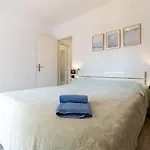 Vedos By Interhome * Roses